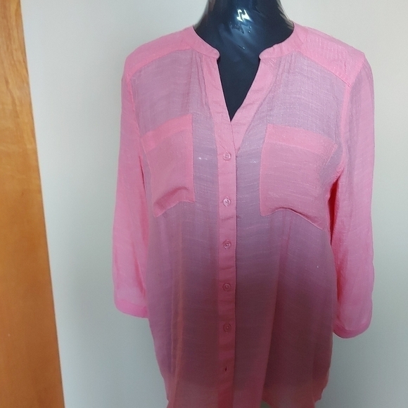 WOMEN button blouse - Picture 1 of 8